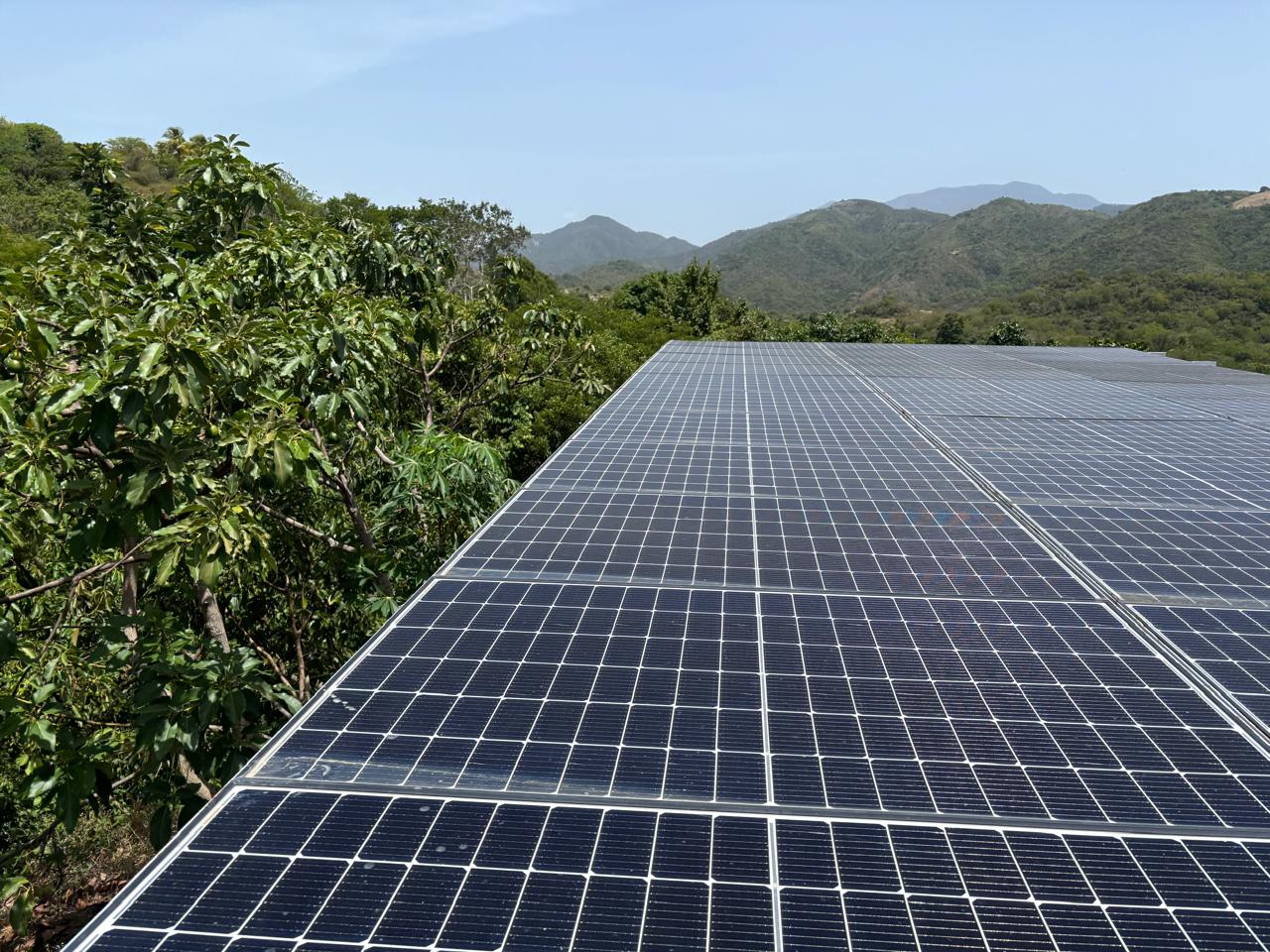 Inspección en campo de una instalación de paneles solares